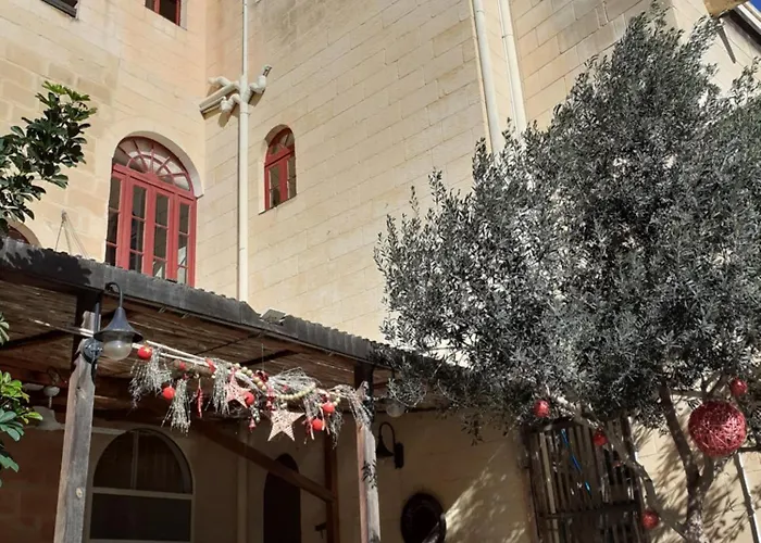 Dar Ta'zeppi Mansion Qala