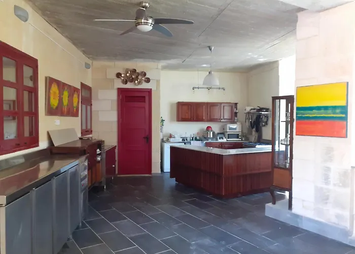 Dar Ta'zeppi Mansion Villa *